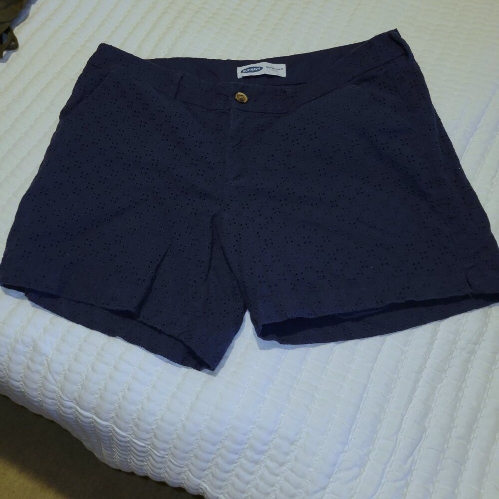 Old Navy Eyelet Chino Shorts - 5" inseam